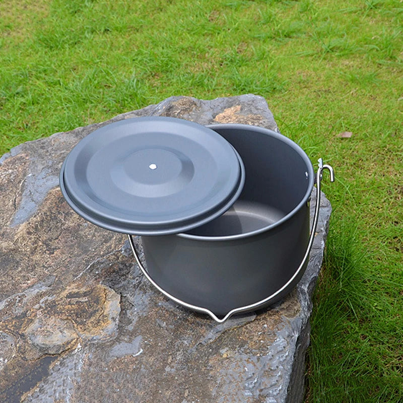 4L Outdoor Hanging Pot, Camping Picnic Large Soup Pot, Portable Cookware, Firewood Cooking Pot