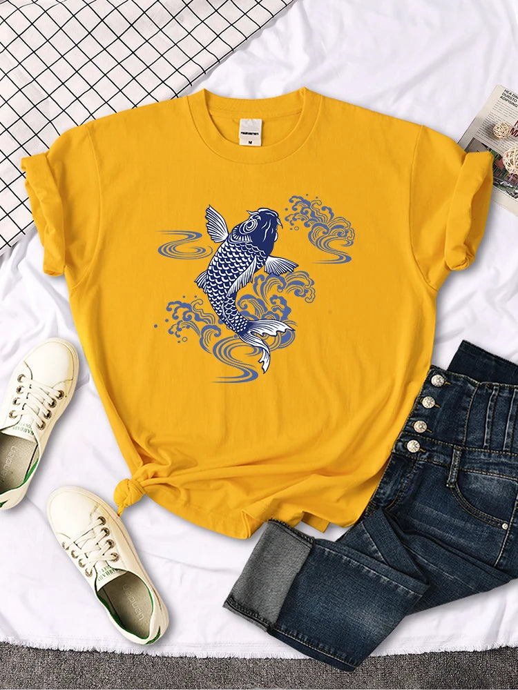 Tshirt For Woman Paper Cut Koi Good Luck Printing Womens T Shirt Kawaii Fashion Women Top Roud Neck Breathable Tshirts For Women