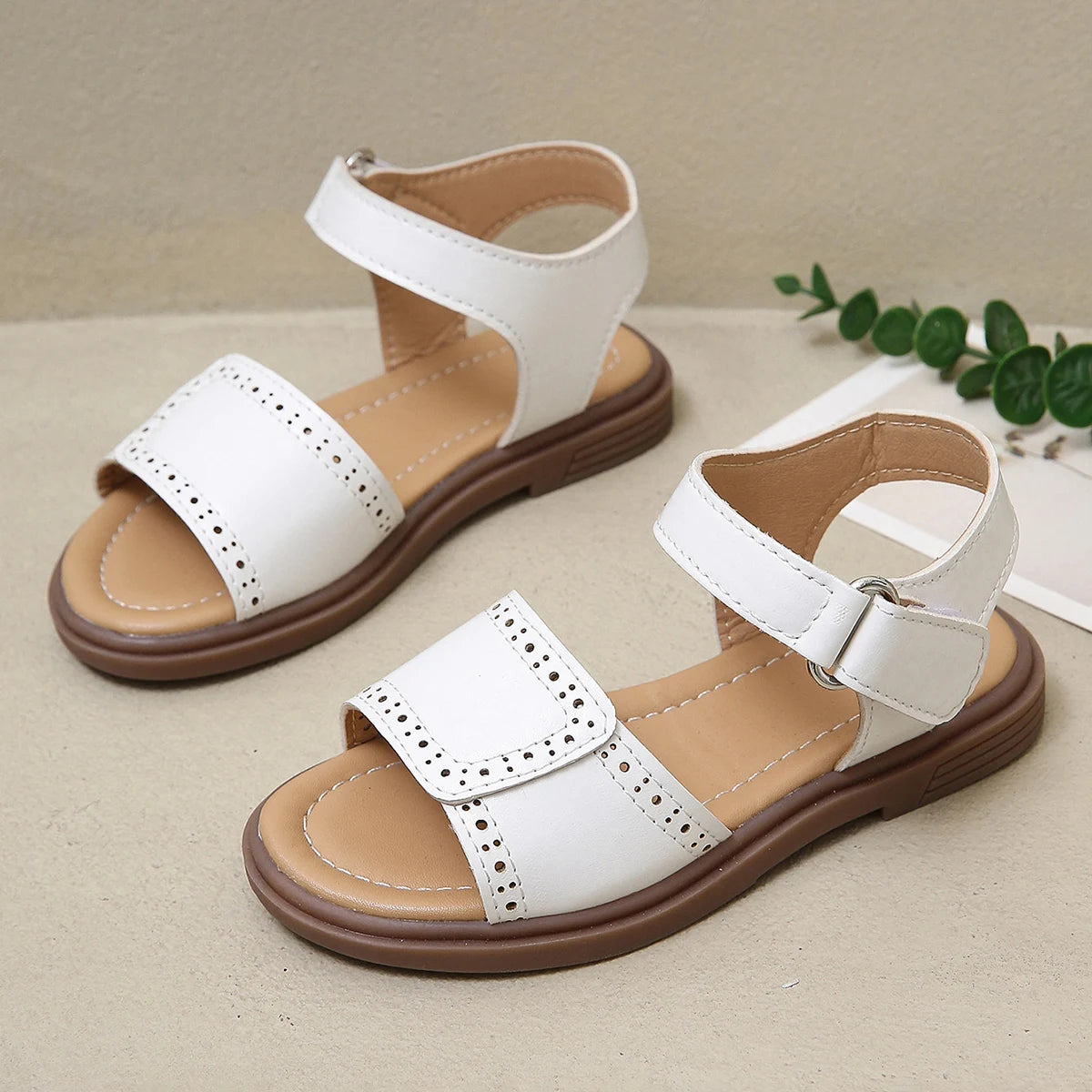 Girls sandals new summer medium and large children princess shoes soft sole shoes