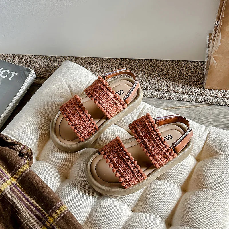 Girls Sandals 2025 Summer Straight Strap New Casual  Anti-slippery Children Students Retro Beach Kids Shoes for Girl