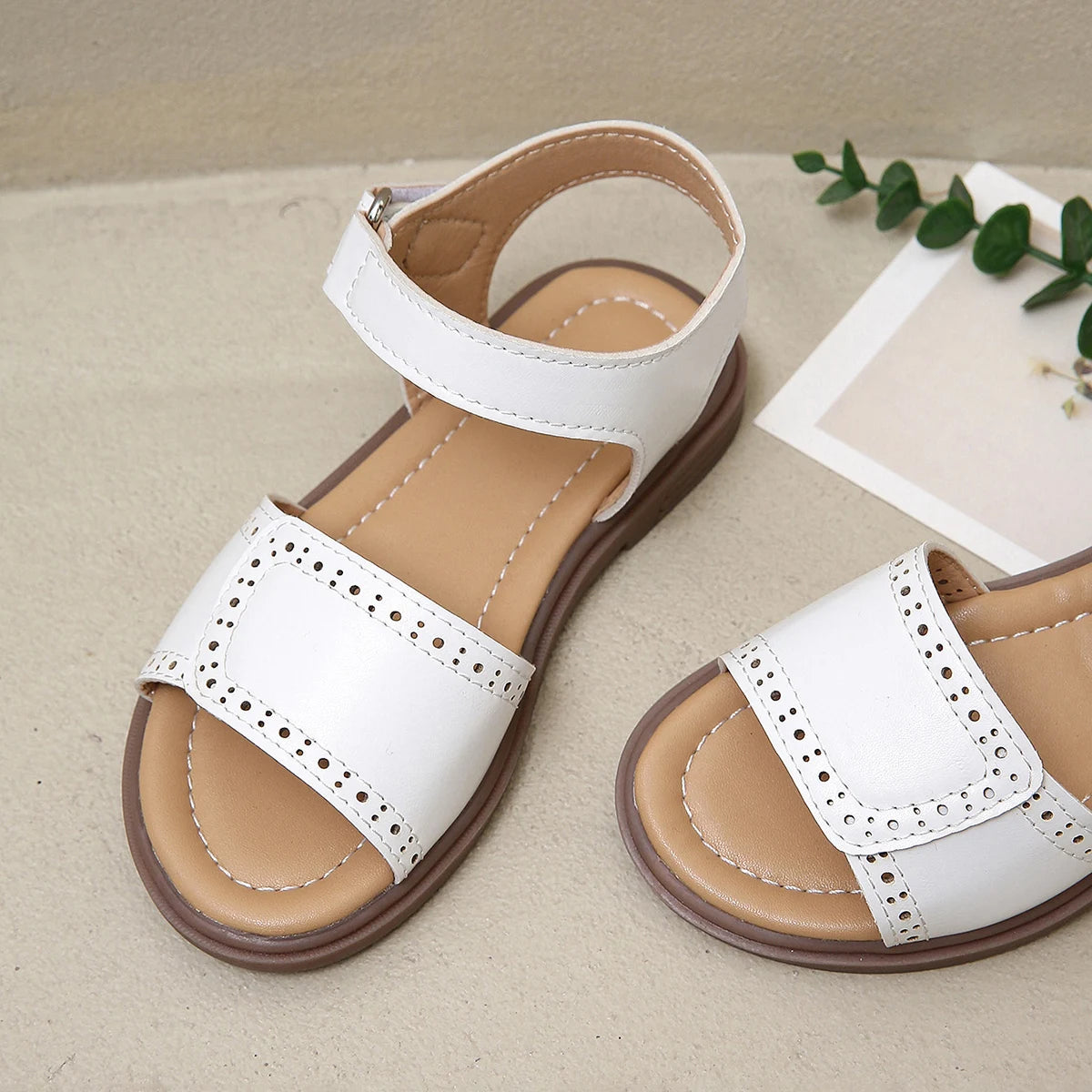 Girls sandals new summer medium and large children princess shoes soft sole shoes