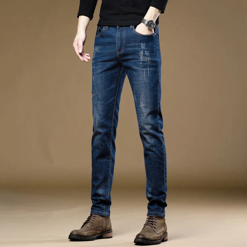 2025 new best-selling jeans for men in spring and summer, slim fit small leg pants for men, elastic straight leg pants for men