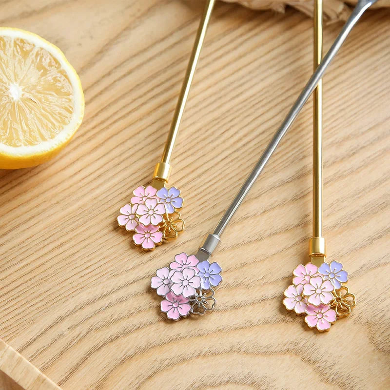 Creative 304 Stainless Steel Spoon Cherry Blossoms Spoon Coffee Dessert Spoon Christmas Gifts Tableware Decoration Tea Spoon
