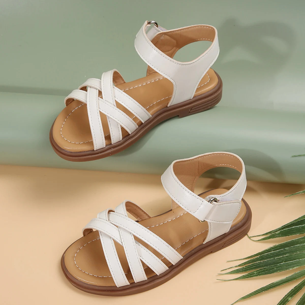 Girls sandals new summer medium and large children princess shoes soft sole shoes
