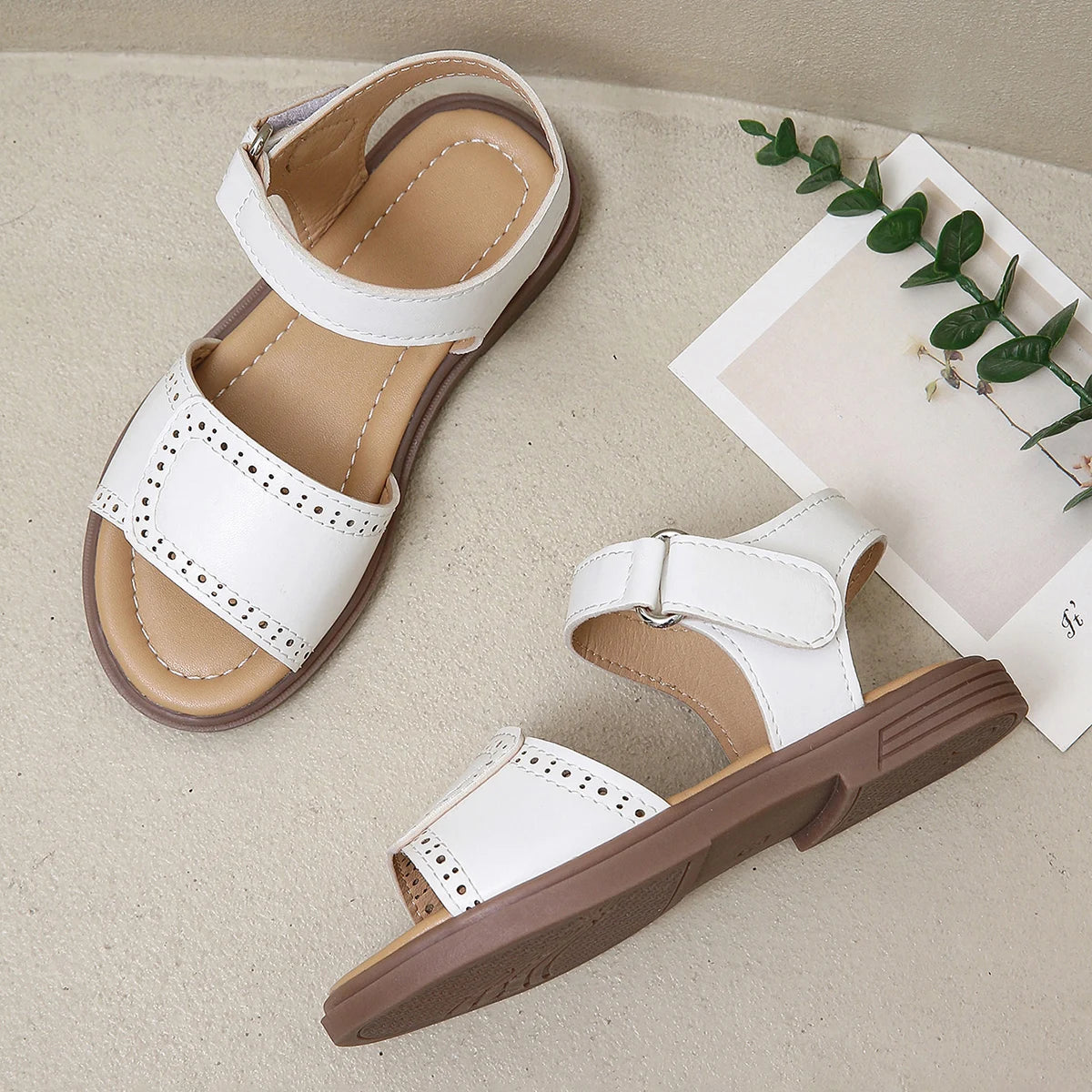 Girls sandals new summer medium and large children princess shoes soft sole shoes