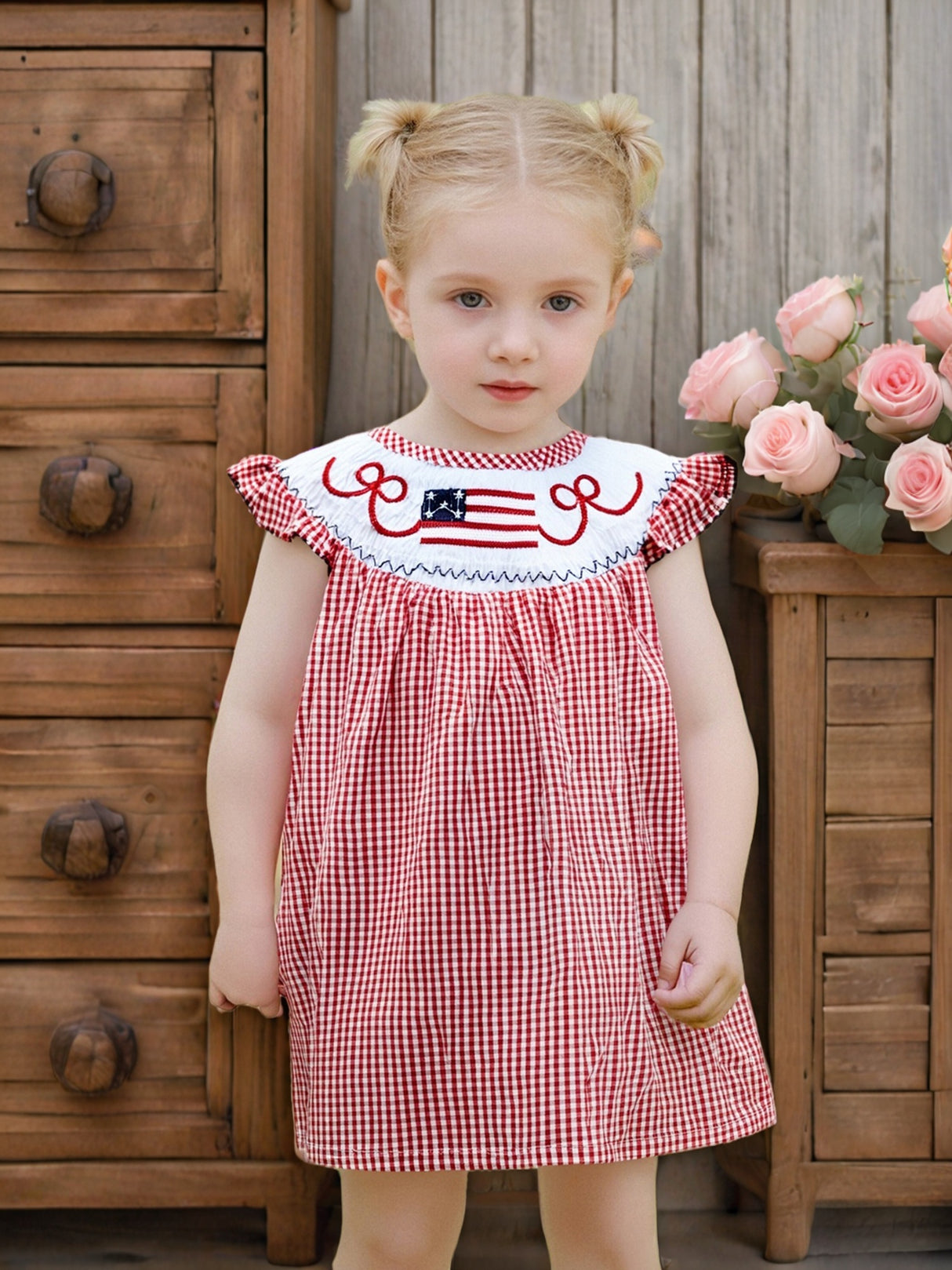 Toddler Girls Patriotic 4th of July Dress with American Flag Embroidery, Ruffled Sleeves & Bow Detail - Red Gingham A-Line Cotton Blend Beach Party Outfit for Independence Day Celebrations, Little Girls Outfit Sets