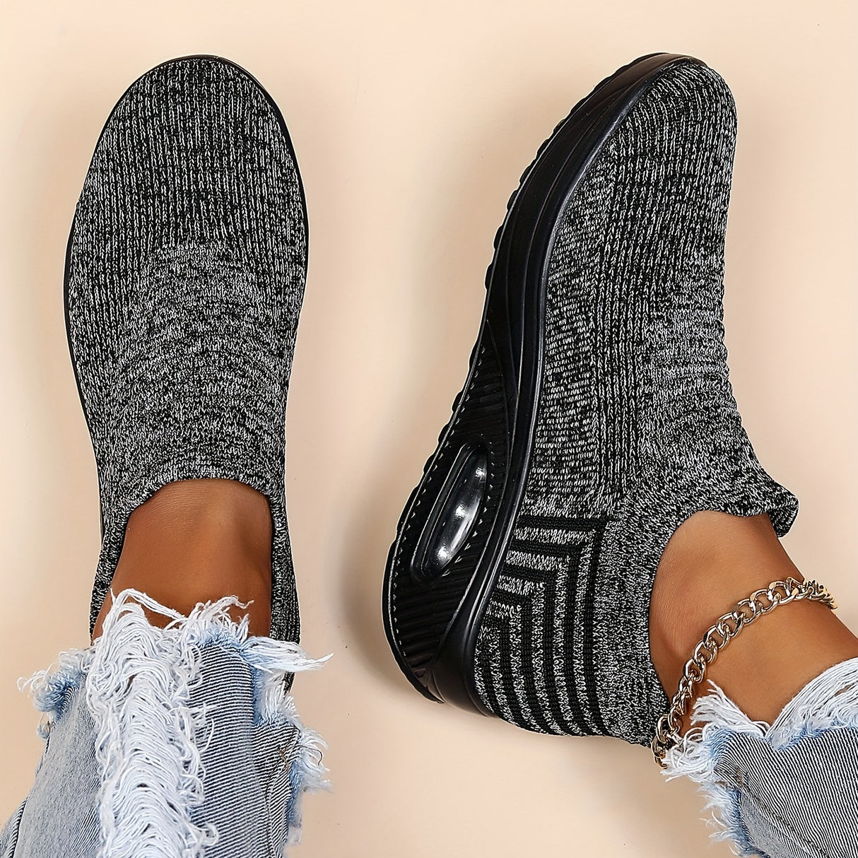 All-Season Women's Lightweight Sneakers - Stabilizing Air Cushion, Slip-On Running Shoes in Sleek Black