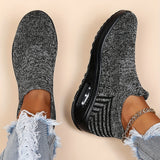 All-Season Women's Lightweight Sneakers - Stabilizing Air Cushion, Slip-On Running Shoes in Sleek Black