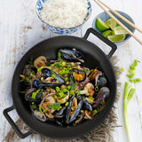 Large 14-Inch Cast Iron Wok with Wooden Lid - Perfect for Big Families and Social Gatherings, Durable, Heat-Resistant, and Non-Stick Cooking Surface