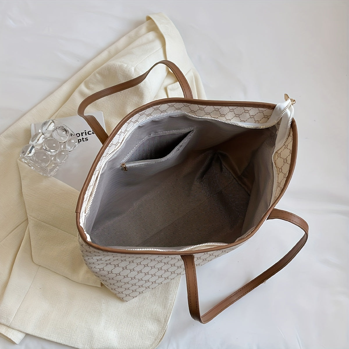Large Capacity Tote Bag - Premium PU Leather, Spacious Shoulder Bag Design, Ample Space for Work, School Essentials - Stylish, Practical Choice for Women