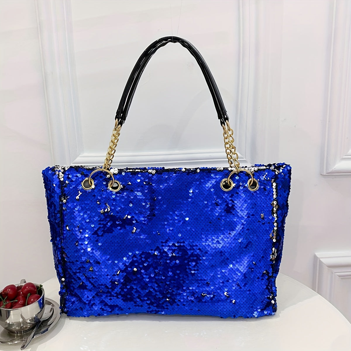 Large Capacity Sequin Glitter Tote Bag - Sparkly Bling Metal Chain Shoulder Bag with Fixed Straps, Polyester Lining, and Zipper Closure - Perfect Casual Commuter Bag for Carnaval and Everyday Use, Great Gift Idea