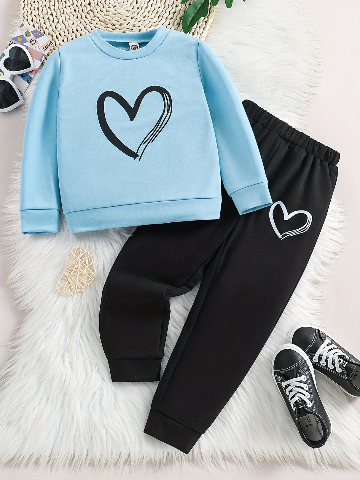 Girl's 2pcs, Sweatshirt & Sweatpants Set, Love Heart Print Long Sleeve Top, Casual Outfits, Kids Clothes For Spring Fall
