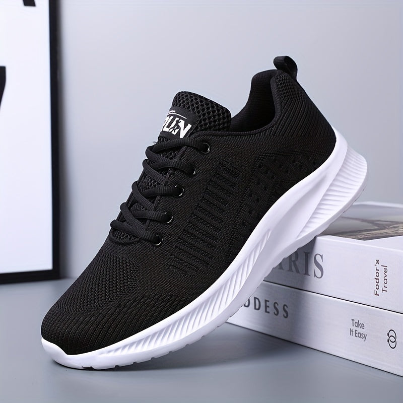 Breathable and Durable Men's Running Shoes with Shock Absorption and Lace-Up Design for Outdoor Activities