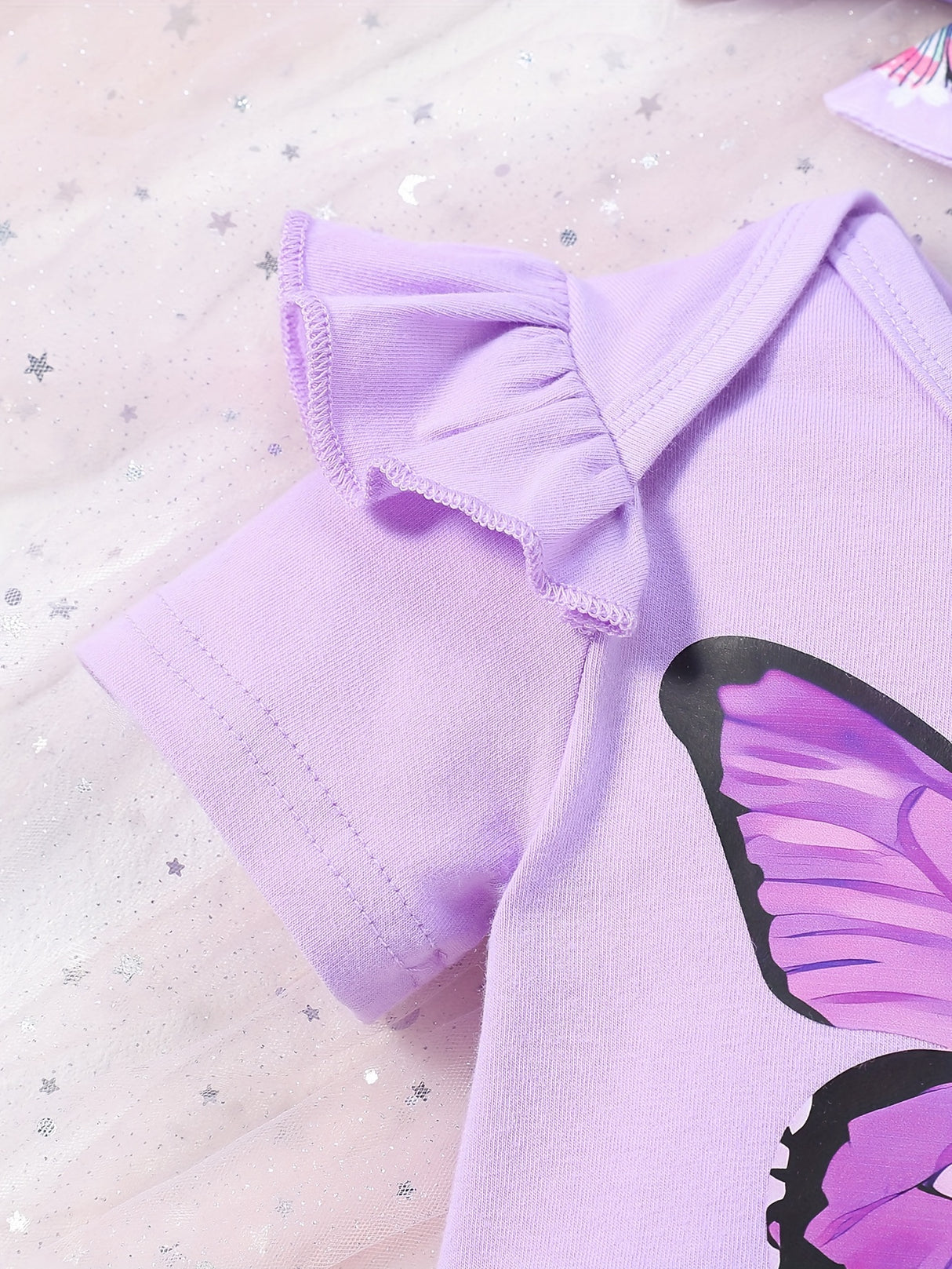 Baby Girl Butterfly Pattern Onesie, bow lace shorts, hair band three-piece set