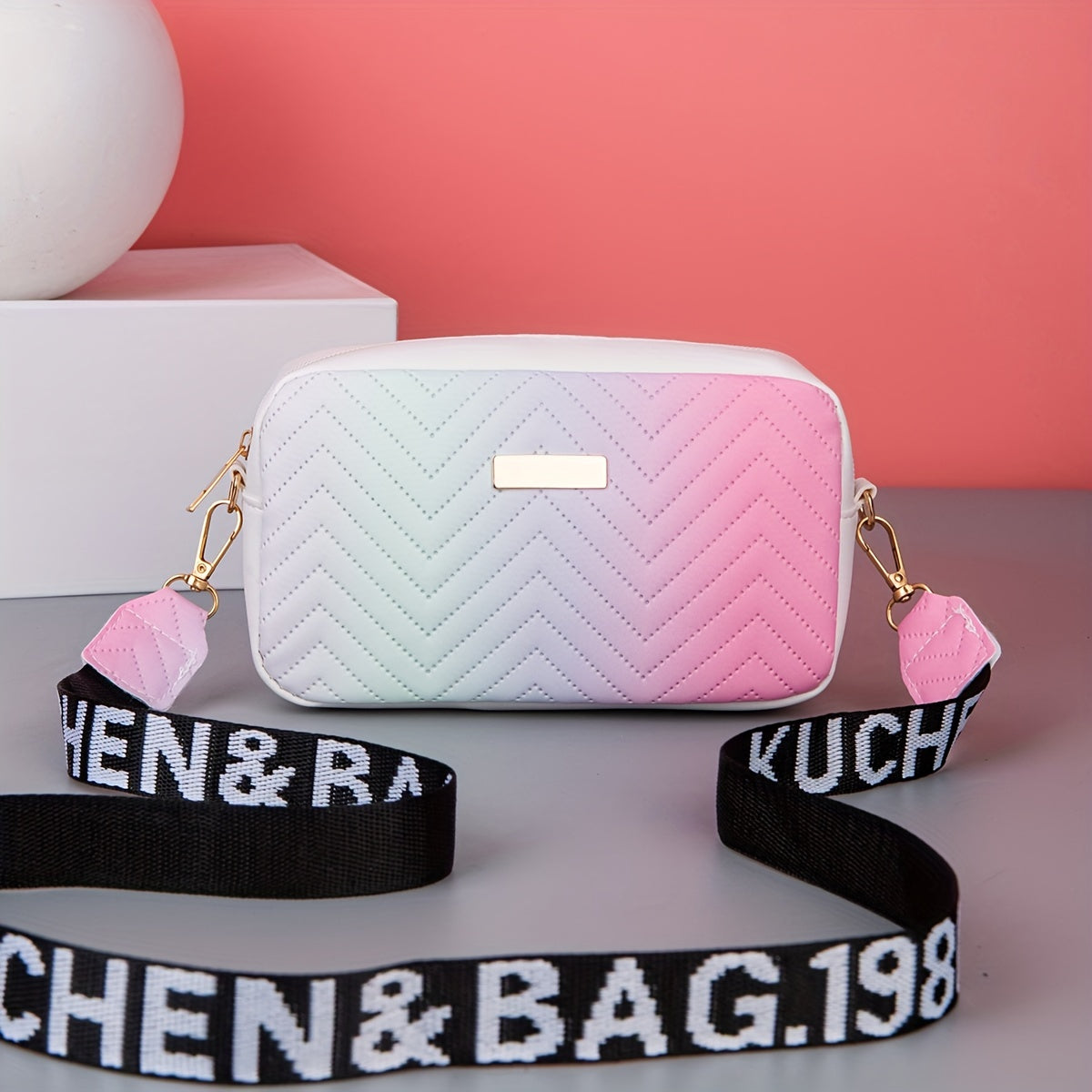 Chic Gradient Quilted Crossbody Bag - Durable PU Leather, Fashion-Forward Design - Versatile Shoulder Bag for Women